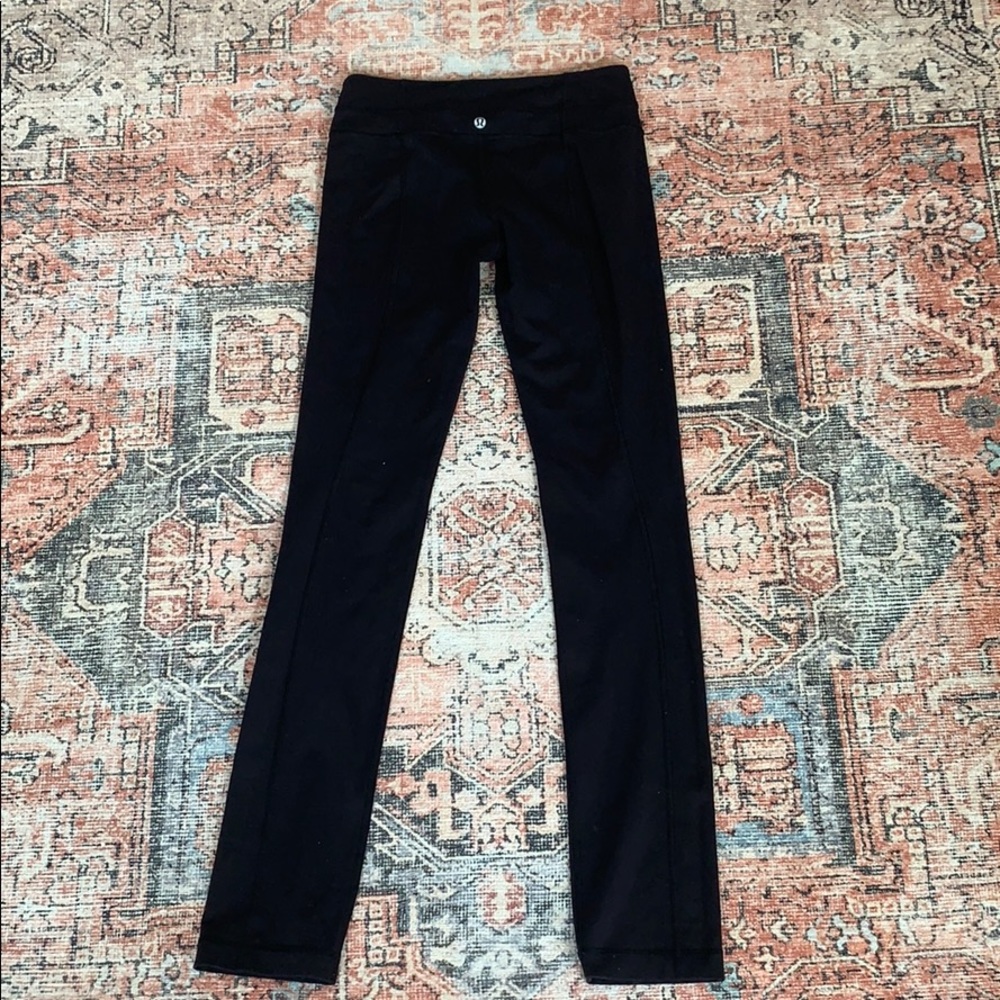 Lululemon straight leg yoga leggings